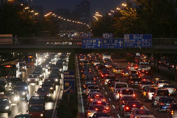 北京最强限行令 《疯狂挂传奇》消遣玩法曝光