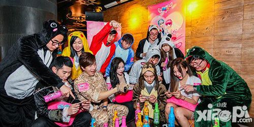 《天天炫舞》登报纸头条 社交手游引发社会现象