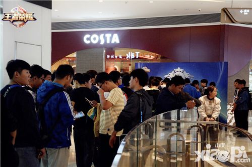 《王者荣耀》突袭泉城济南美女解说带领召唤师