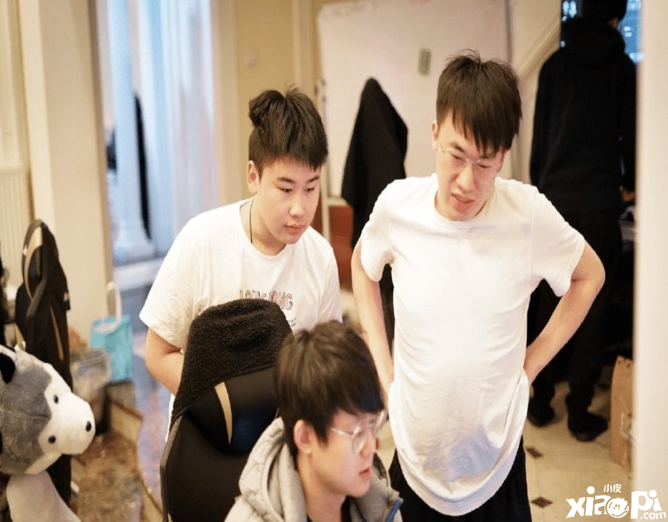 RNG欧服集训,Gala新昵称尽显霸气,Wei竞技状态不输Canyon