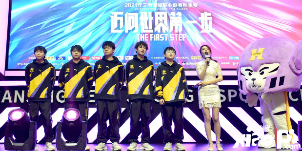王者荣耀:RW险被二追三暴露打法问题 是否能重新找回状态
