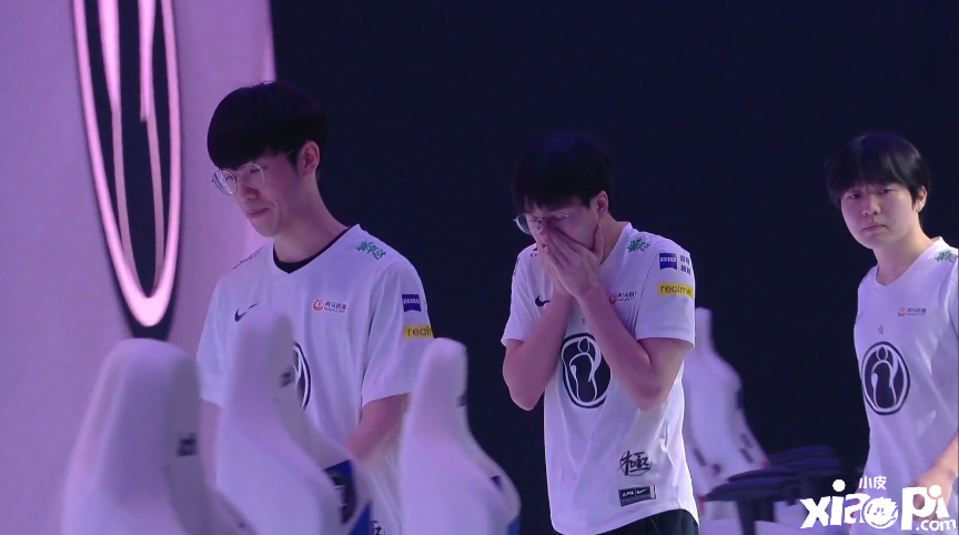 IG中单Rookie:自由人了!97年老将路在何方?