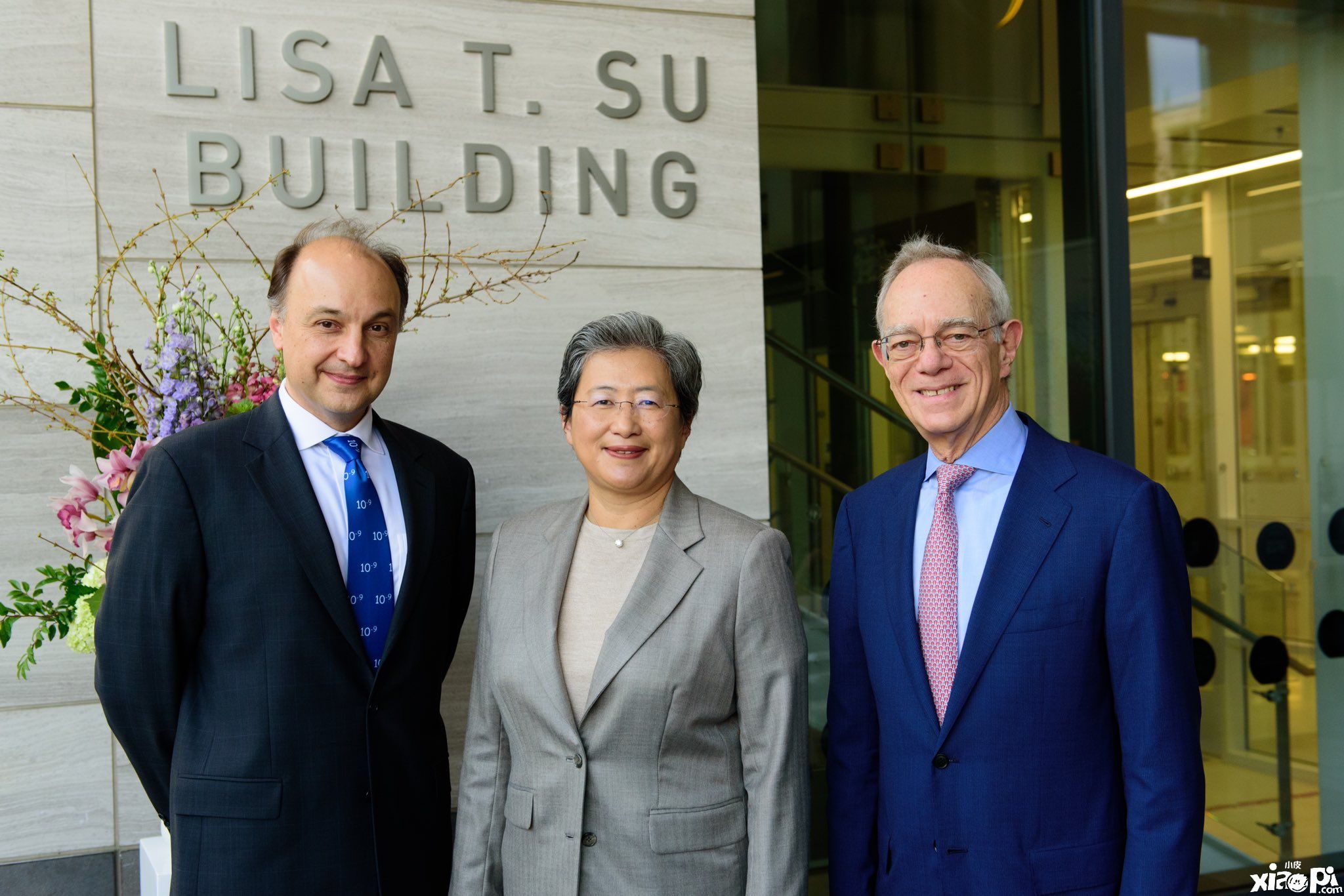 美国麻省理工以AMD苏妈命名纳米科学大楼!