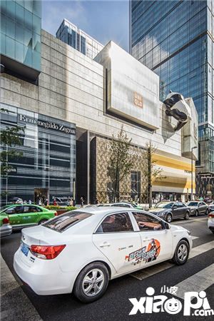 《少女前线》携手滴滴出行 主题痛车亮相成都