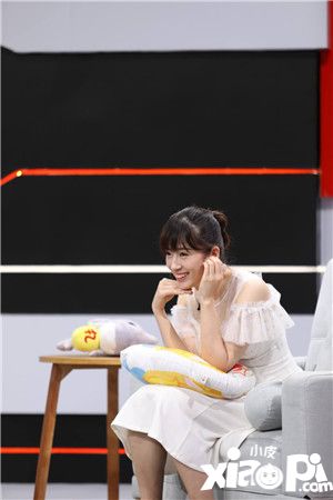 LPL新解说 气质学霸美女张薇