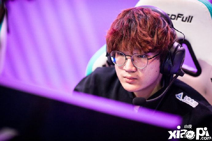 LPL春季赛：1夜3大冷门爆出！RNG和TES接连败给倒数战队