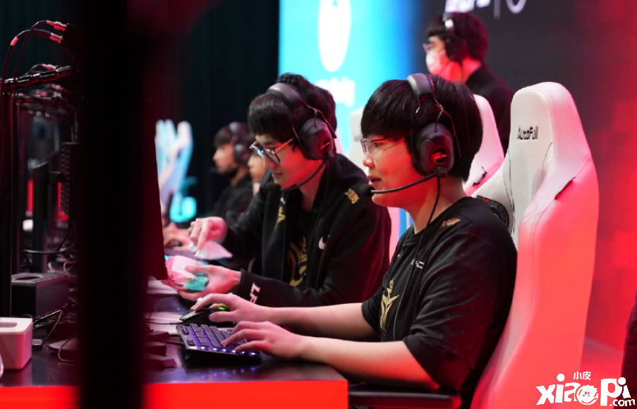 LPL春季赛：1夜3大冷门爆出！RNG和TES接连败给倒数战队