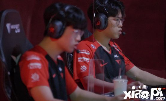 LCK春季赛:二十连胜无可匹敌!T1战队春季赛全胜夺冠