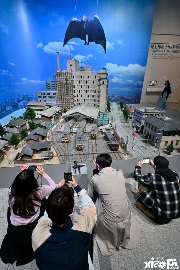 《空中大怪兽拉顿》场景还原，特摄鼻祖百年生辰展掠影