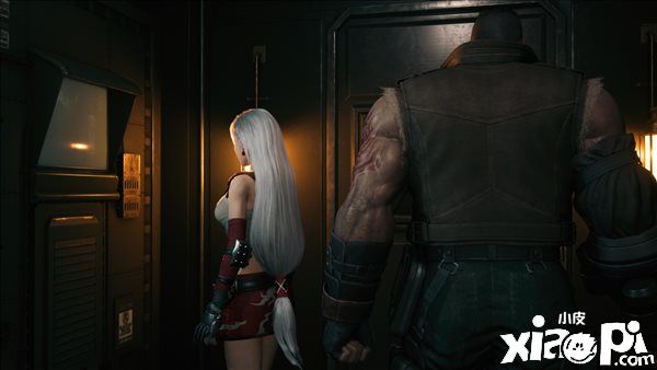 《最终幻想7：重制版》新蒂法服装MOD，银发红裙着实诱人！