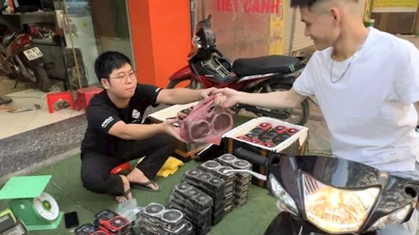 越南显卡经销商绝望，店内显卡准备论斤售卖！