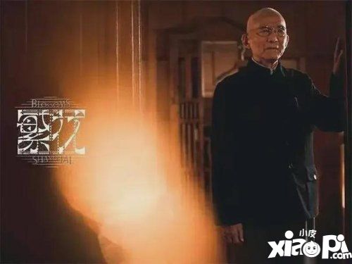 《繁花》师徒情延续 胡歌陈龙去养老院看望游本昌