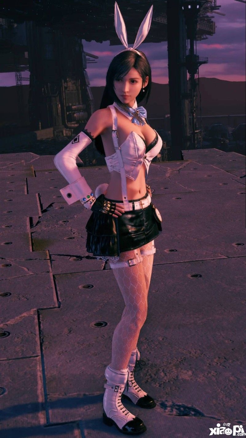 3D区的扛把子蒂法，终于如愿以偿换上了兔女郎