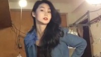女生长相酷似张曼玉走红 本人幽默回应：做梦会笑醒