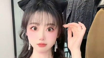 《黑神话》萍萍演员新热舞:大眼萌妹配劲爆身材 一绝