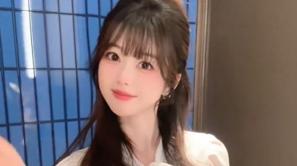 《黑神话》萍萍演员新慢摇舞:白衣涩萌妹身材太劲爆