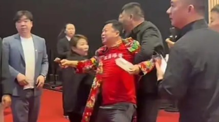 周鸿祎回应拒绝卤鹅哥投喂：没认出来 以为是热情粉