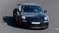 2026款保时捷911 Turbo路测图：车尾变化较为克制