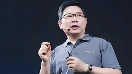 余承东发烧38度坚持上班 自嘲意志力过强身体跟不上