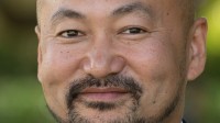 斯坦福校长力挺电子游戏：玩游戏能让大脑变聪明！