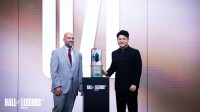 传奇永不落幕！Uzi入选英雄联盟名人堂典礼圆满举行