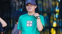 曾毅灾难公关说以为手表是劳力士 劳力士店员连连否