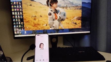 《原神》之父新作上线 三十块门槛能和赛博女大聊天