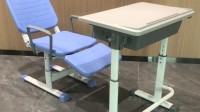 中小学生午休课桌椅