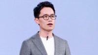 王腾在小米时间轴：眼看他起高楼眼看他楼塌了