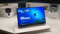 博主自制便携版PS5！体积更小、重量更轻