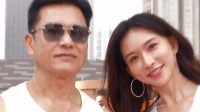 70岁吕良伟状态绝了 周润发调侃其是“吃了防腐剂”