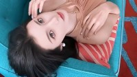 “浩浩妈”性感新片美爆！包臀裙包不住酥胸