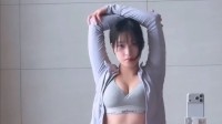 韩国网红美女auddk瑜伽日常:坏猫咪别挡我看动作要领