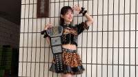 颜艺王中王！上坂堇夺东京女子职业摔跤比赛冠军腰带