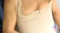 79岁聋哑老人花2380元买塑身内衣 然后被勒得想哭