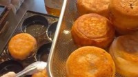 35岁程序员转行摆摊卖肉蛋堡月入5万 使用优质食材