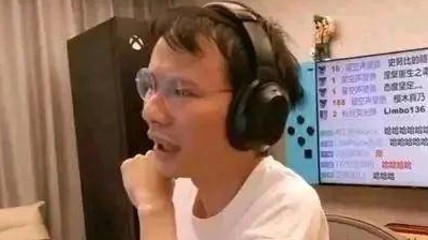 世界第二玩家遭围殴！看了原因只能说纯属活该