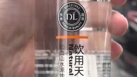 胖东来瓶装矿泉水遭哄抢 每箱18元共15瓶