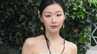 金靖暴瘦后现身西双版纳 网友直呼瘦到认不出来