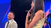 尺度失当！美女体育评论员直播时穿搭不雅遭举报