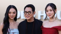 李连杰携女儿们公开亮相！满脸皱纹 面相大变