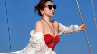 傅首尔回应整容争议：真没动过刀 美容肯定做了