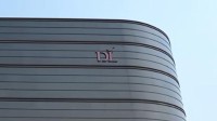 胖东来员工明年3月起每天工作7小时：每周休息两天